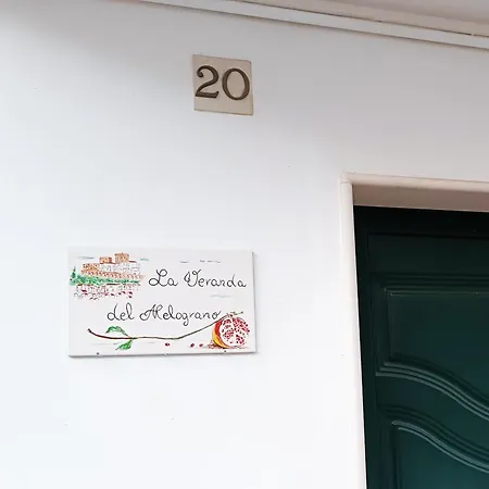 La Veranda Del Melograno - Appartement