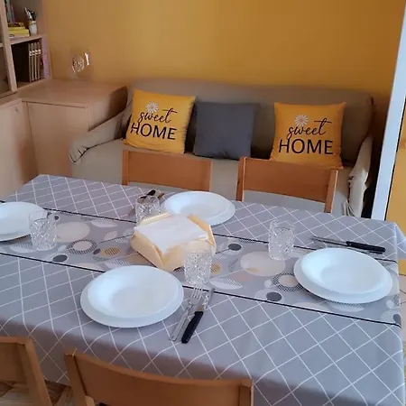 شقة La Veranda Del Melograno - بيستيشي