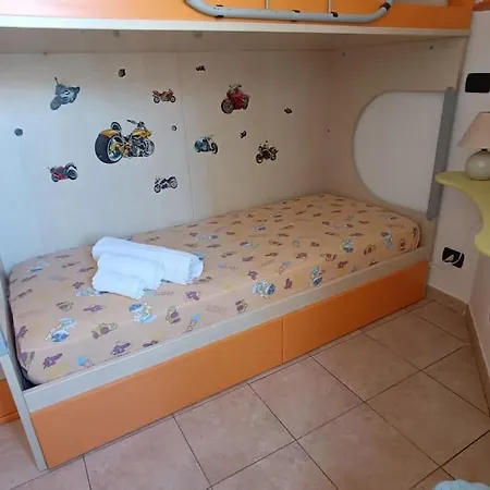 Apartamento La Veranda Del Melograno - *