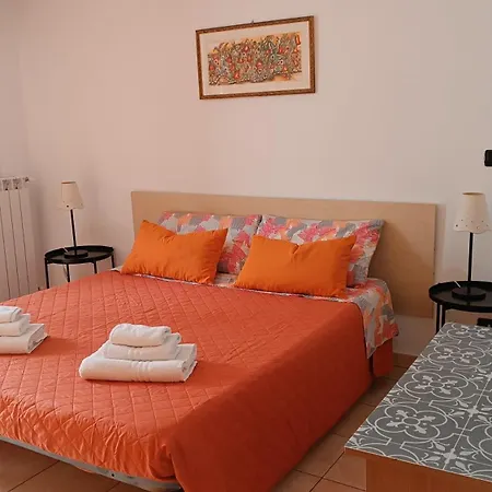 Apartment La Veranda Del Melograno - *